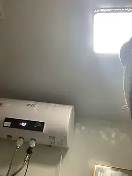 Aimeil's cam snapshot