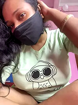 Priyajaanbaby live sex cam