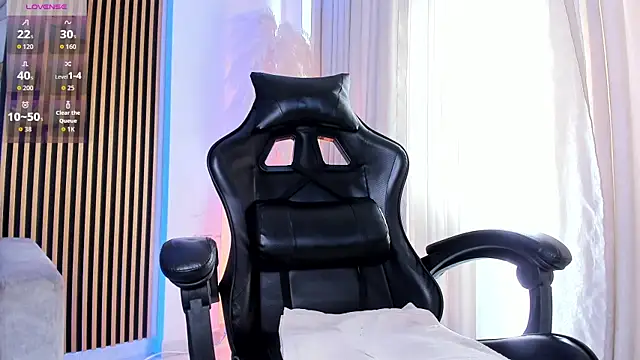 JulienSaint live sex cam