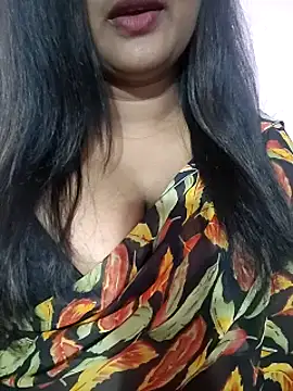 Keerthee_ live sex cam