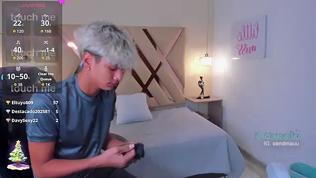 OliverTwinky's cam snapshot