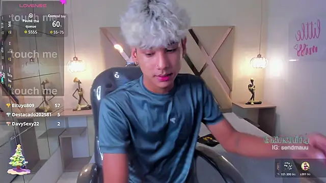 OliverTwinky's cam snapshot