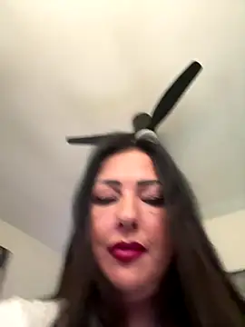 TiffanyRoxx live sex cam