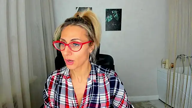 MuseOfStage's cam snapshot