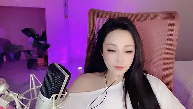 Daisy-77's cam snapshot