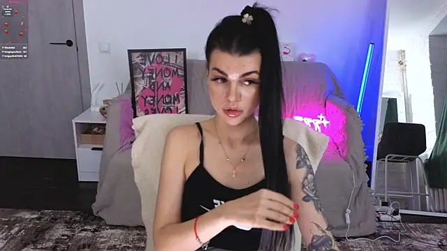 Tiffany_lab's cam snapshot