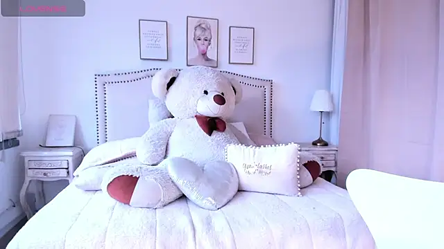 Mayajhons's cam snapshot