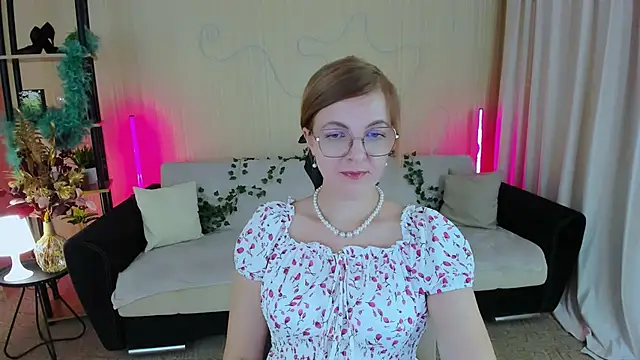 YourUniverser's cam snapshot