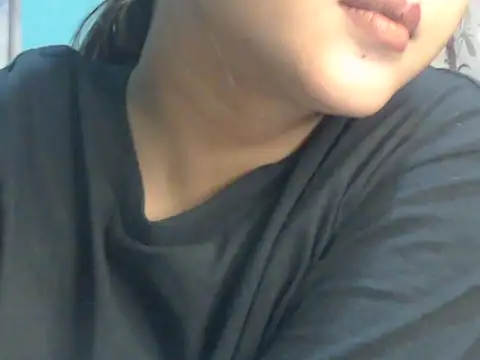 NancyRuvi live sex cam