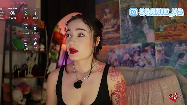 Sonnie_mami live sex cam