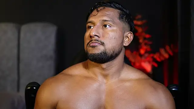 CallumMuscle live sex cam