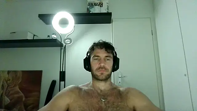 alpha-hunk live sex cam