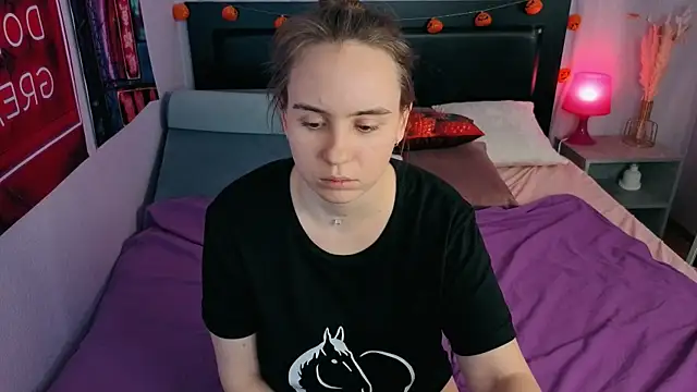 Lika_0ne's cam snapshot