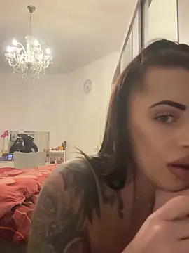 Barbie_1312's cam snapshot