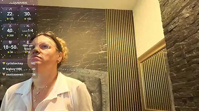 charlotte__G's cam snapshot