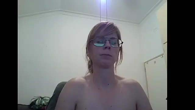 SavannaGirly's cam snapshot