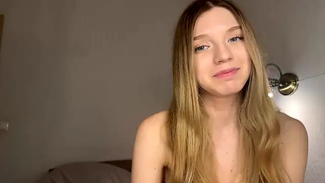 FruityXo's cam snapshot