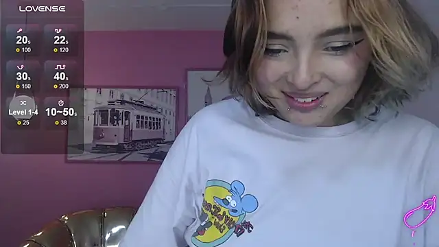 mia_foster_t's web cam