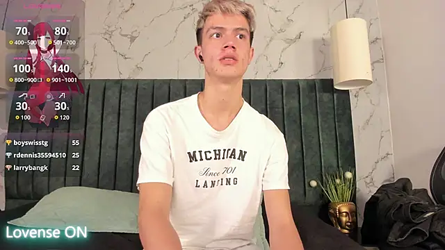 nicktorn's cam snapshot