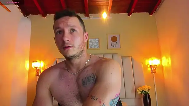 juan_prior's cam snapshot