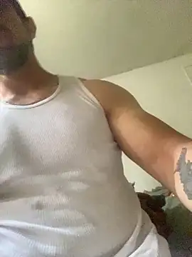 FumesClouds live sex cam