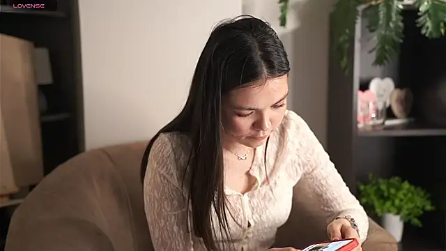 DetraAyala's cam snapshot