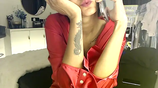 trippy_tina's cam snapshot