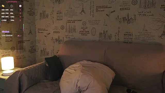 AmelieSeductress's cam snapshot