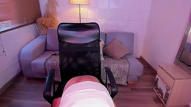 KassMonroe live sex cam