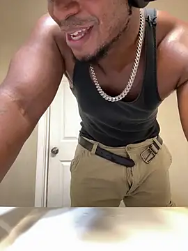 KeYBuMp323 live sex cam