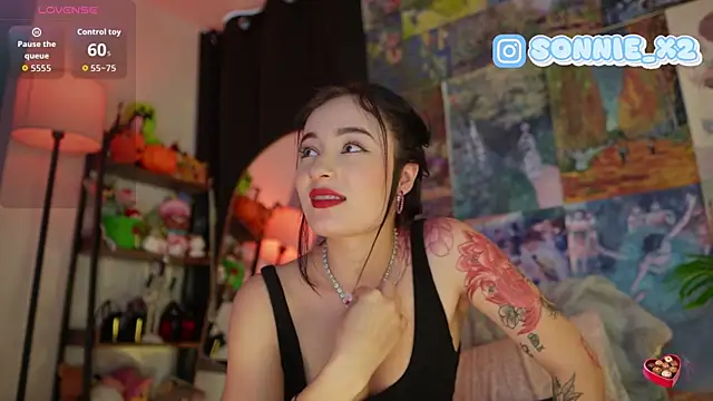 Sonnie_mami live sex cam