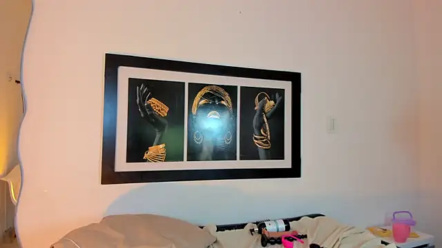 emilyy_cooperr's cam snapshot