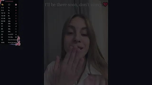 DreamyOlivia's cam snapshot