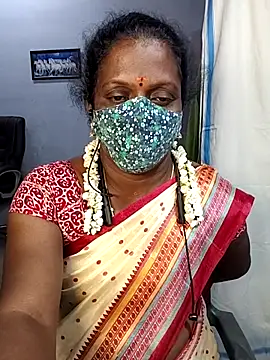 umashreetamil's cam snapshot