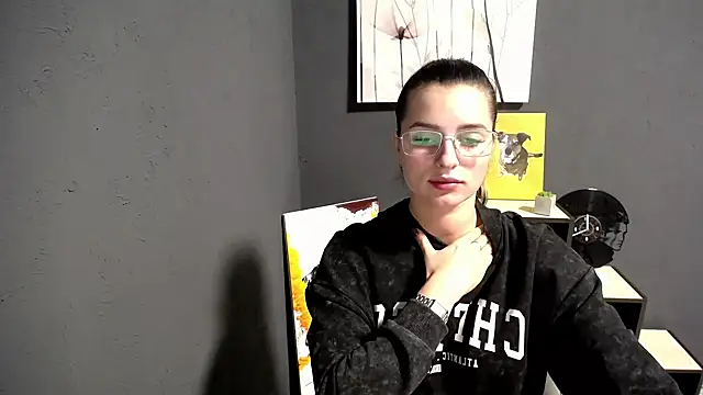 lady_olivia_'s cam snapshot