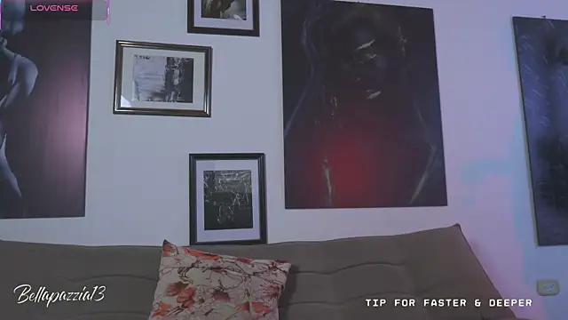 Bellapazzia live sex cam