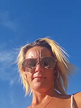 Dixiefaye_ live sex cam