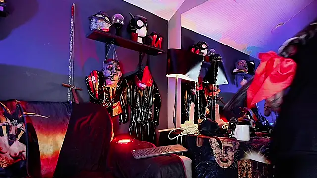 MorganaCrowley live sex cam