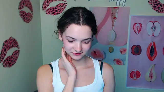 _SusieSu_'s cam snapshot