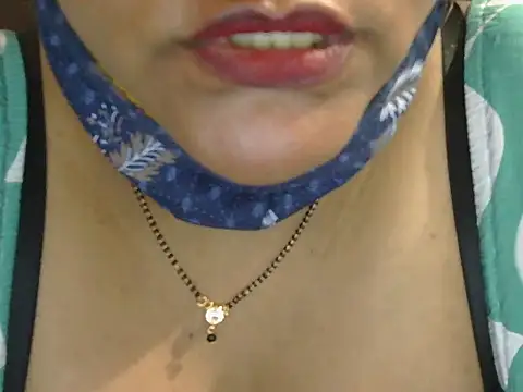 Nisha-telugu live sex cam