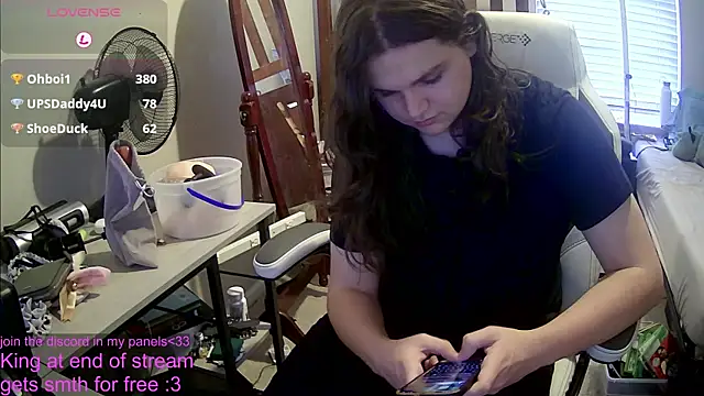 Elli-Ixby live sex cam