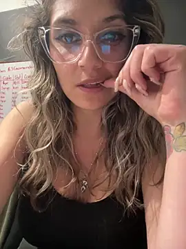 Isabella_Varella live sex cam