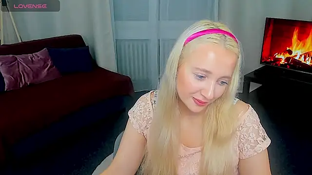 AuroraSkyee live sex cam