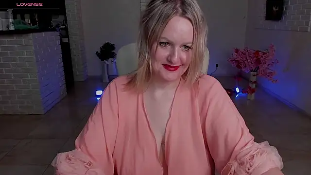 MariemLui live sex cam