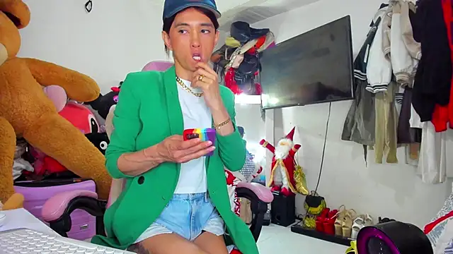 Lawrncesofiets live sex cam