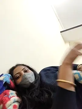 Komal-verma1 live sex cam