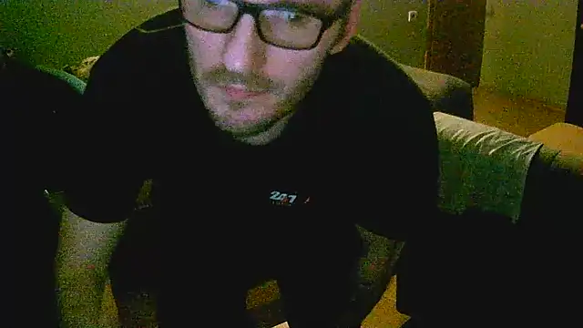 dado-hot12's cam snapshot