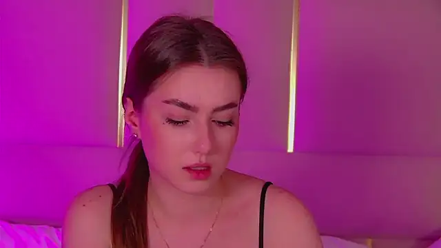 AliceMoreno's cam snapshot