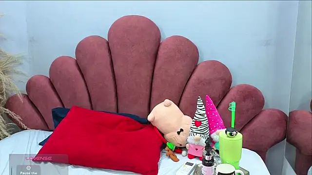 CHIARAJJONES's cam snapshot