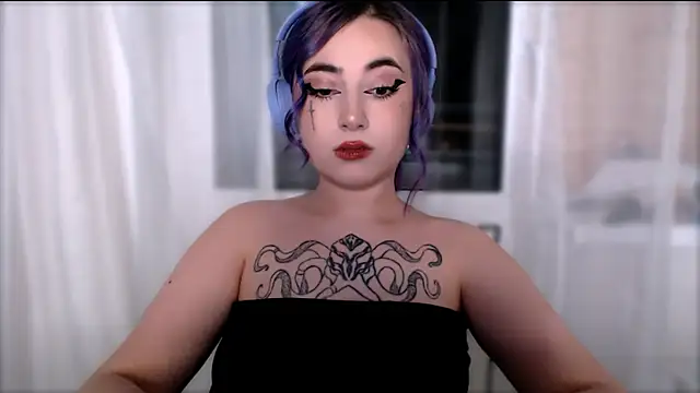 purplewitch's cam snapshot